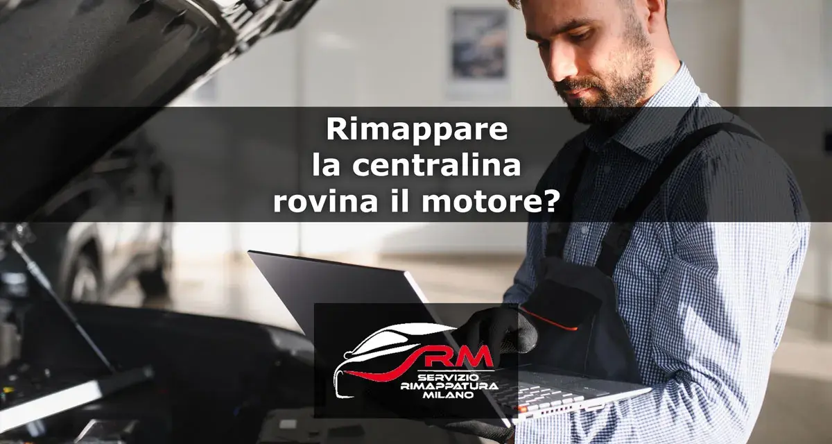Meccanico con laptop davanti a motore aperto. La domanda è: "Rimappare la centralina rovina il motore?".